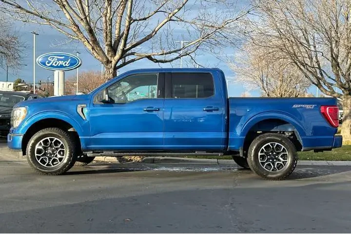 $39995 : Ford F-150 2023 4x4 XLT 4dr image 5