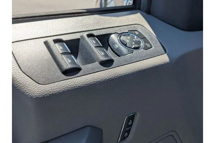 $20992 : Ford F-150 2016 4x4 XLT 4dr image 10