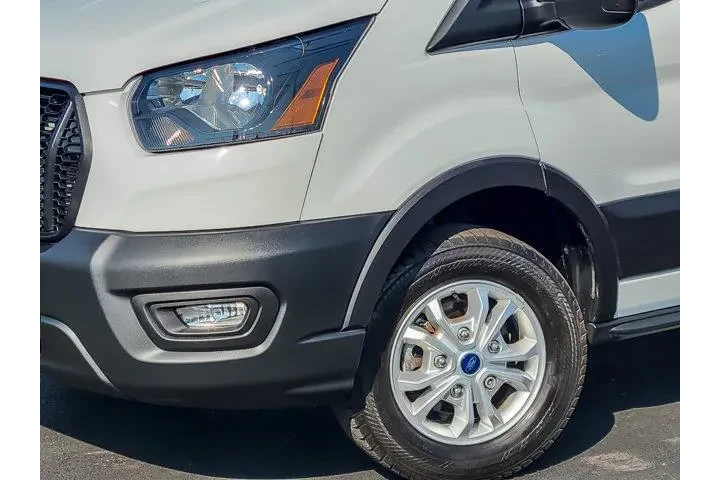 $39885 : Ford Transit 2023 150 3dr SW image 3