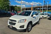 $8569 : 2015 Trax LS thumbnail