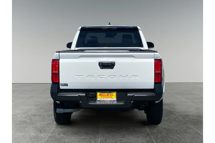 $31493 : Toyota Tacoma 2024 4x2 SR 2d image 4