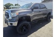 Toyota Tundra 2014 4x4 SR5 4 en San Jose