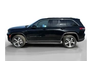 $28991 : Jeep Grand Cherokee 2023 4x4 thumbnail