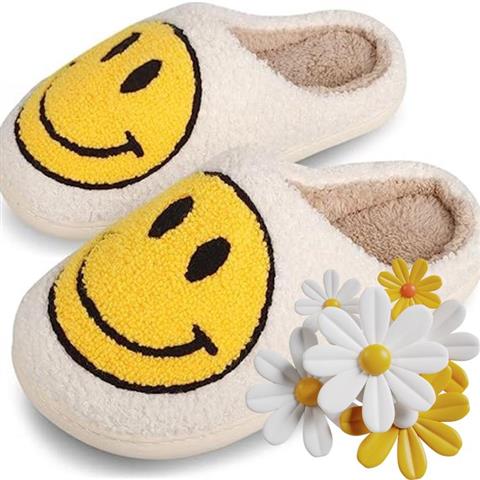 $15 : Woman slippers image 2