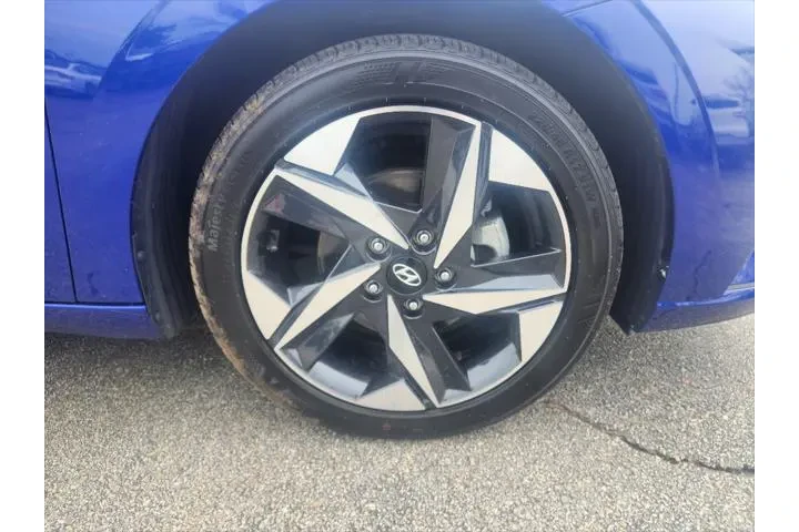 $19900 : Hyundai ELANTRA 2023 SEL 4dr image 4