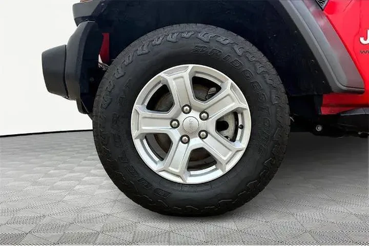 $22490 : Jeep Wrangler 2021 4x4 Sport image 9