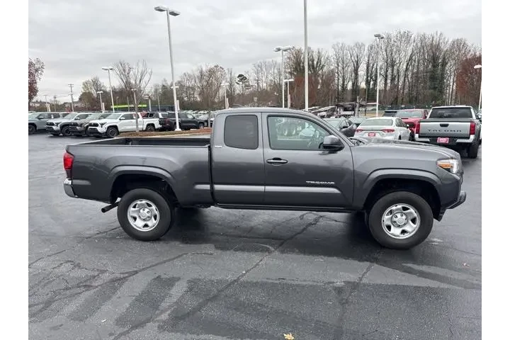 $26769 : Toyota Tacoma 2023 4x2 SR 4d image 5