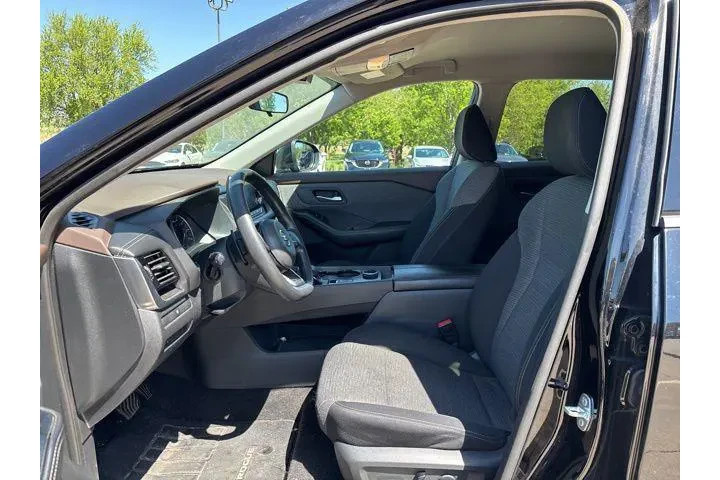 $18998 : Nissan Rogue 2021 AWD SV 4dr image 5