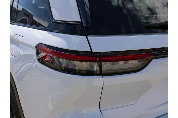 $39886 : Jeep Grand Cherokee 2026 4x2 image 7