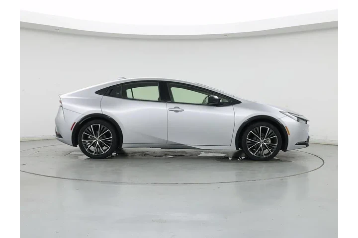 $29998 : Toyota Prius 2024 XLE 4dr Ha image 7
