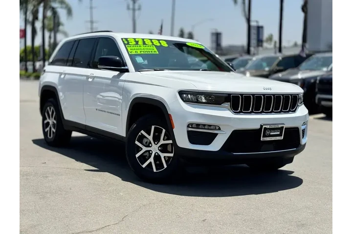 $31750 : Jeep Grand Cherokee 2024 4x2 image 2