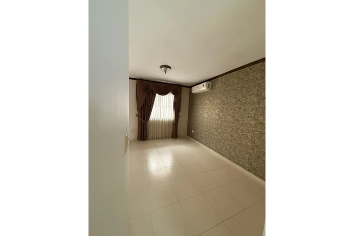 $5000000 : Casa en Alcatraces Residencial image 3