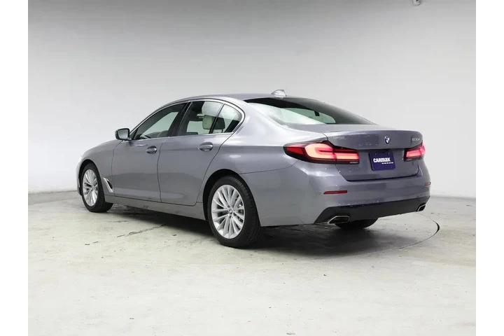 $27998 : BMW 5 Series 2023 530i 4dr S image 2