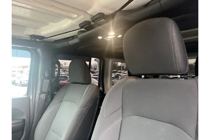 $22992 : Jeep Wrangler Unlimited 2020 image 8