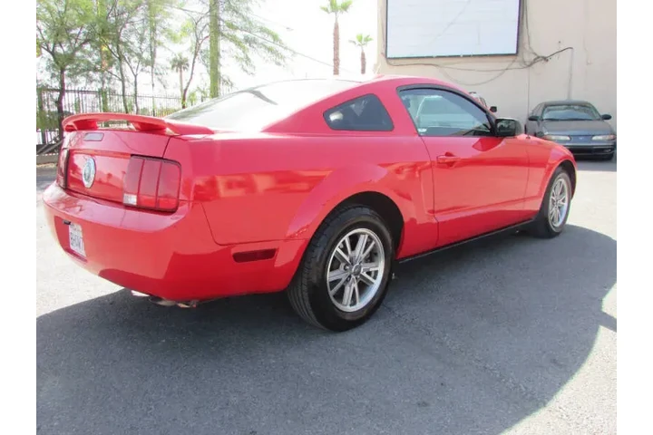 $9995 : 2005 Mustang V6 Deluxe image 4