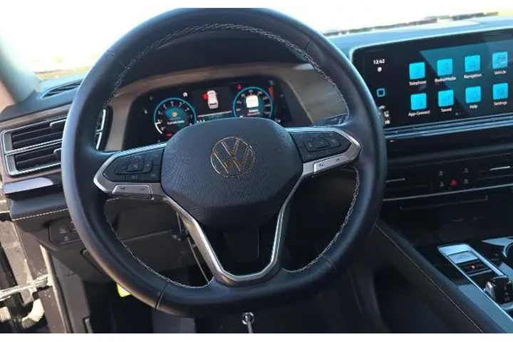 $32991 : Volkswagen Atlas 2025 SE 4dr image 7