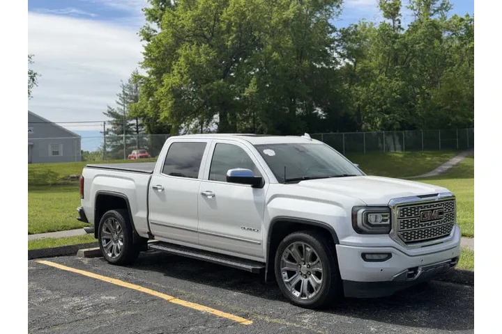 $18999 : 2016 GMC Sierra 1500 Denali image 2