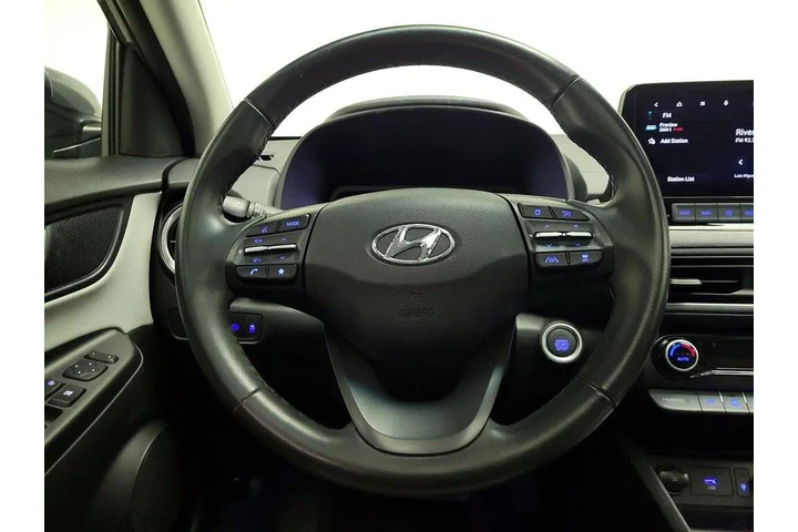 $23998 : Hyundai KONA 2023 Limited 4d image 10