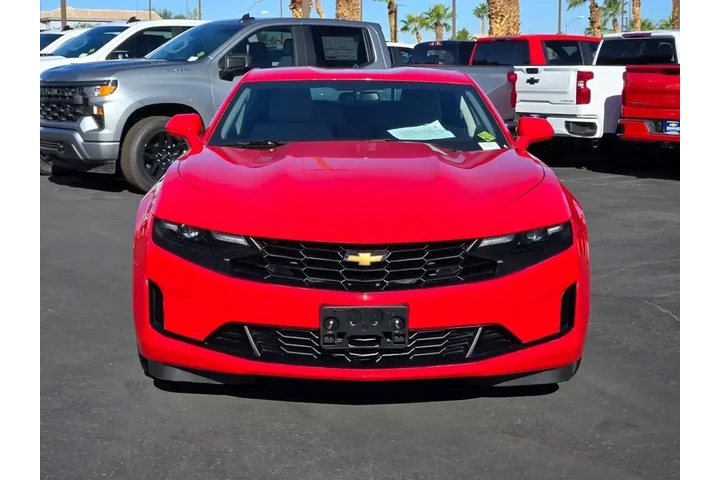 $25978 : Chevrolet Camaro 2023 LT 2dr image 8