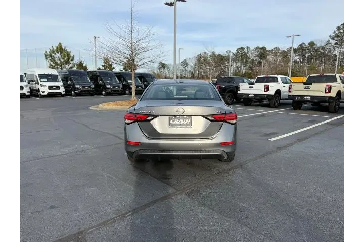 $18045 : Nissan Sentra 2024 SV 4dr Se image 6