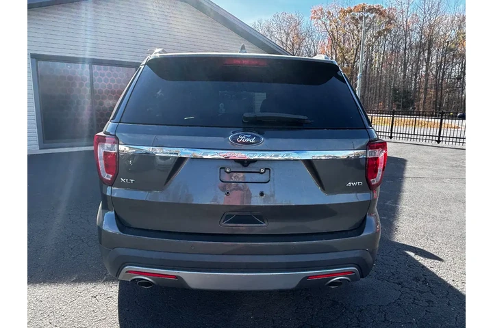 $16995 : 2016 Explorer image 3