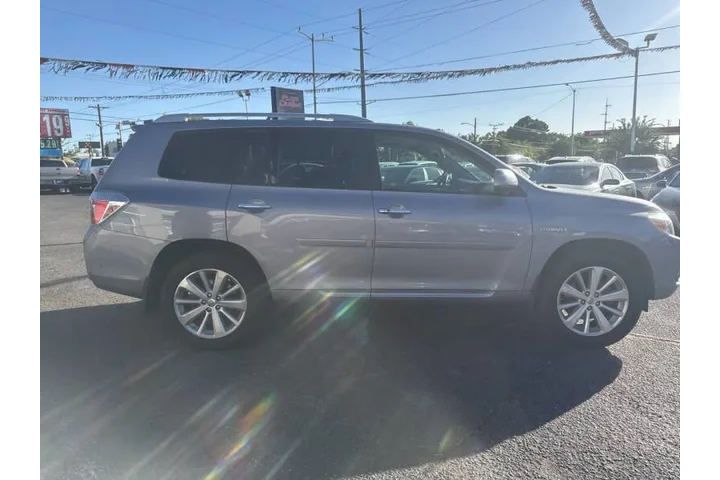 2009 Highlander Hybrid Limited image 10