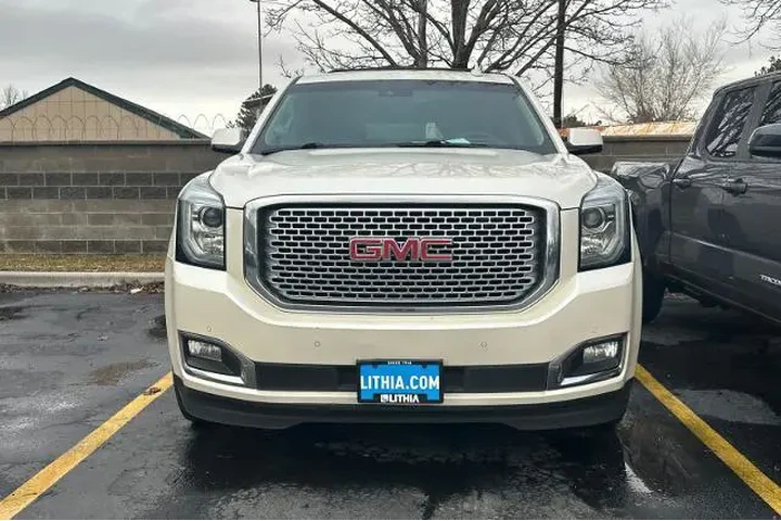 $22995 : GMC Yukon 2015 4x4 Denali 4d image 6