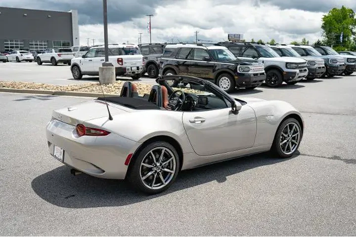 $28977 : Mazda MX-5 Miata 2023 Grand image 9