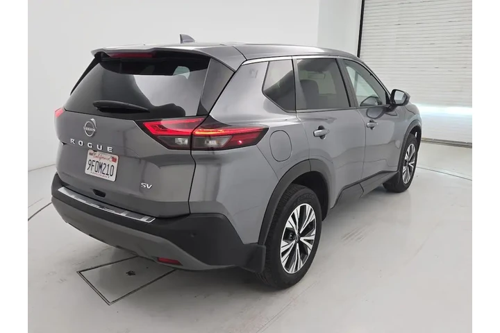 $23998 : Nissan Rogue 2023 SV 4dr Cro image 5