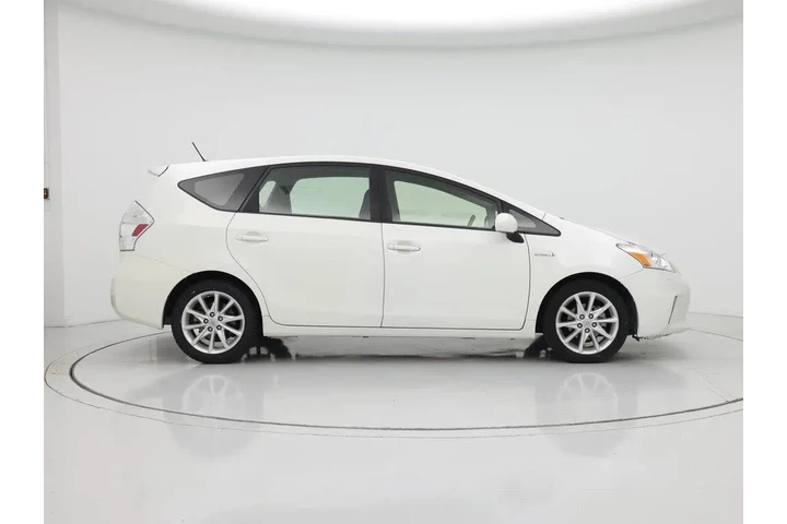 $14998 : Toyota Prius v 2014 Five 4dr image 7