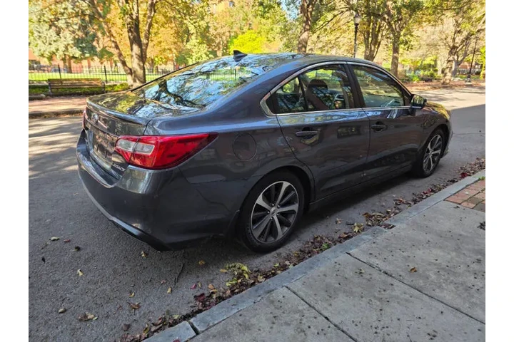 $13990 : 2018 Legacy 2.5i Limited image 6