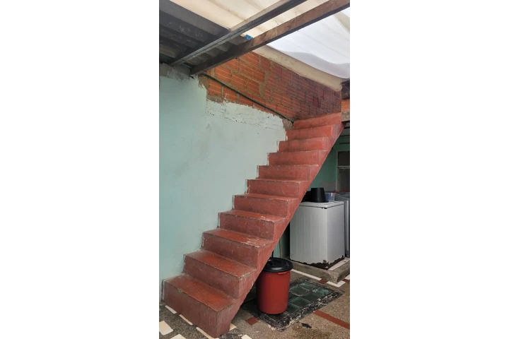 $570000000 : Venta Casa  241 mts b. iNGLES image 10
