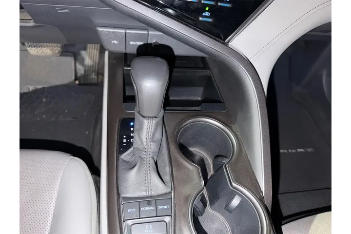 $31000 : Toyota Camry 2021 XSE V6 4dr image 9