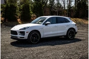$35395 : Porsche Macan 2021 AWD S 4dr thumbnail