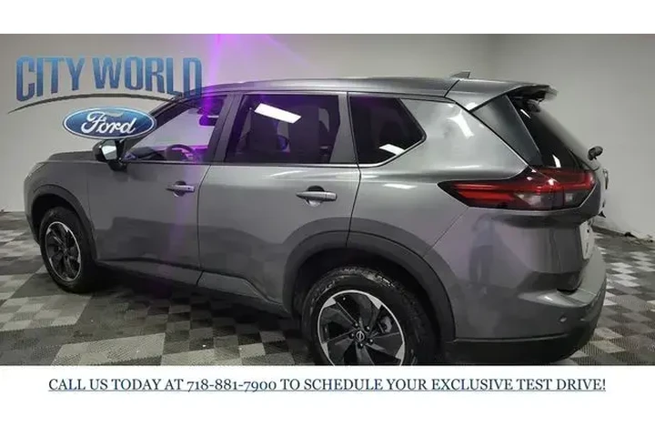 $22054 : Nissan Rogue 2024 AWD SV 4dr image 5