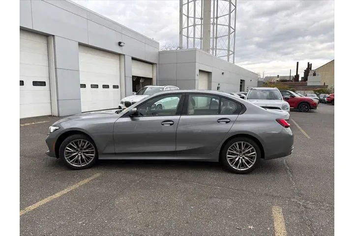 $36943 : BMW 3 Series 2023 AWD 330i x image 4