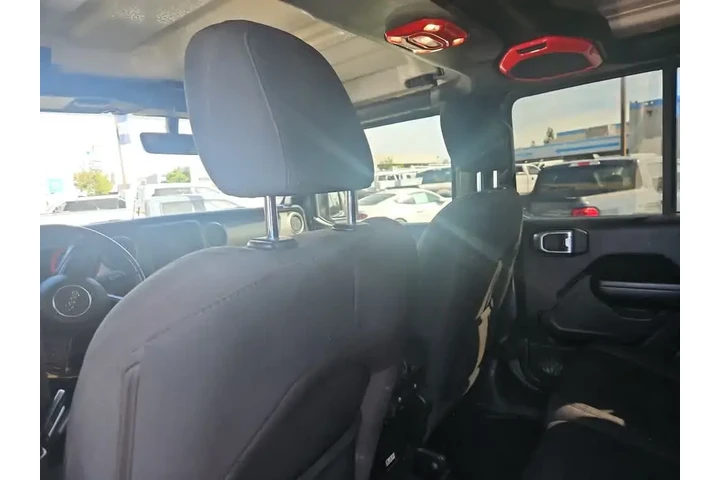 $28491 : Jeep Gladiator 2021 4x4 Spor image 10