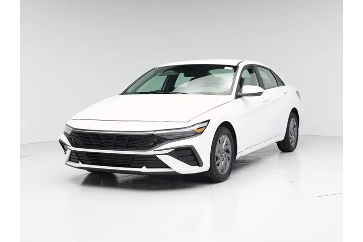 $22998 : Hyundai ELANTRA 2024 SEL 4dr image 4