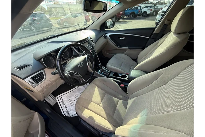 $8995 : 2013 Elantra GT A/T image 4