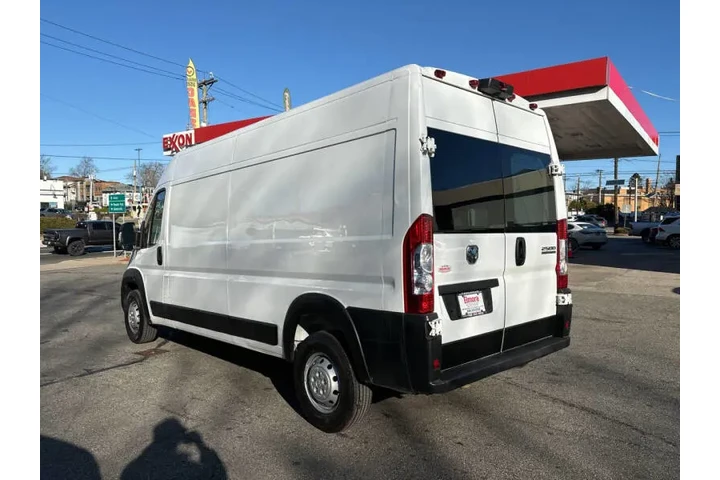 $31499 : 2023 RAM ProMaster 2500 159 WB image 5