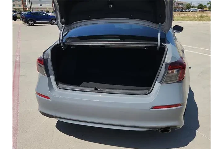 $28055 : Honda Civic 2025 Sport 4dr S image 9