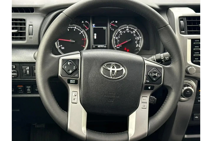 $39250 : Toyota 4Runner 2022 4x2 Limi image 10