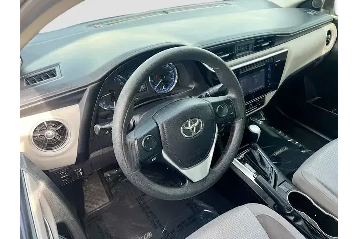 $12900 : Toyota Corolla 2017 SE 4dr S image 9