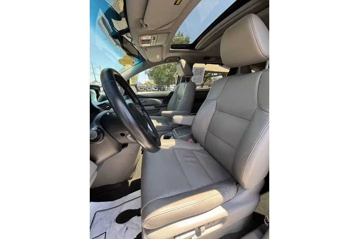 2011 Odyssey EX-L w/Navi image 8
