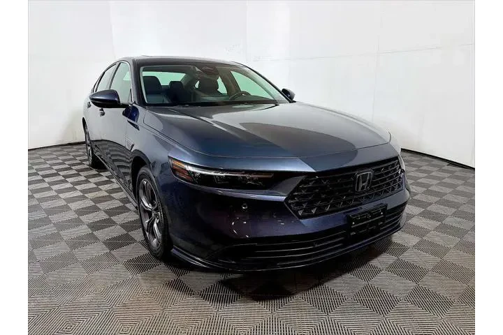 $28495 : Honda Accord Hybrid 2024 EX- image 2