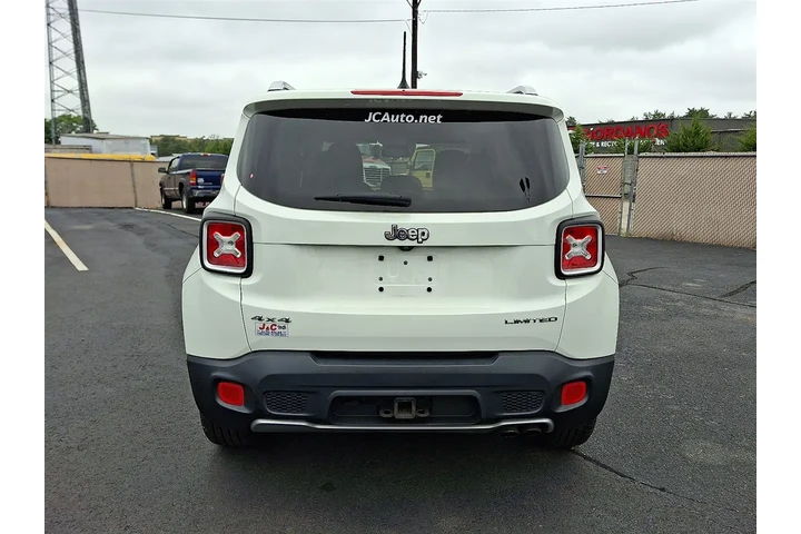 $17300 : 2017 Renegade Limited 4WD image 5
