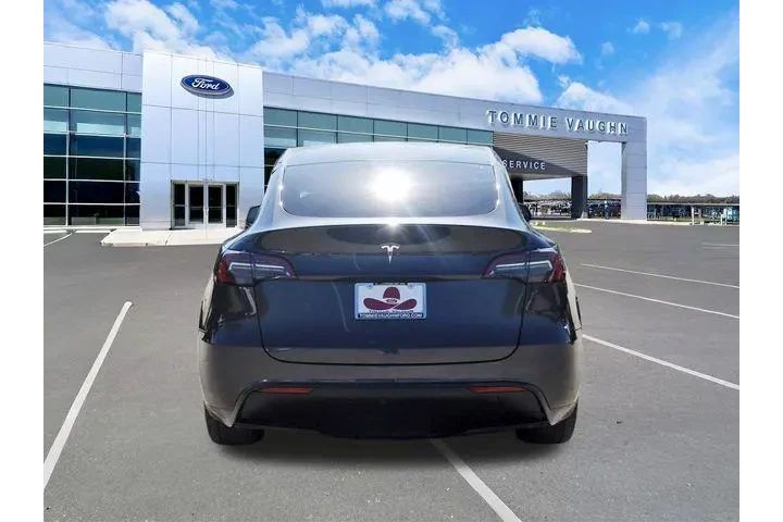 $38435 : Tesla Model Y 2025 Long Rang image 3
