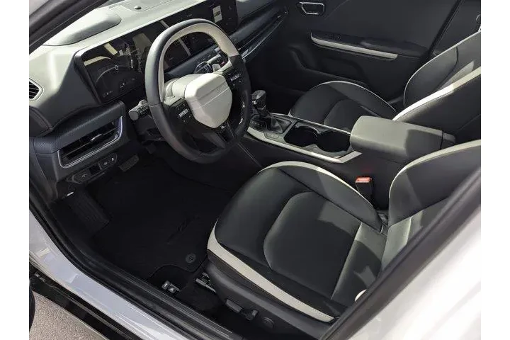 $29999 : Kia K4 2025 GT-Line 4dr Seda image 9