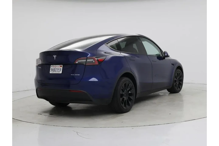 $32998 : Tesla Model Y 2023 AWD Long image 8