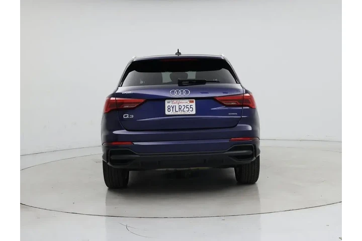 $27998 : Audi Q3 2022 AWD quattro S l image 6